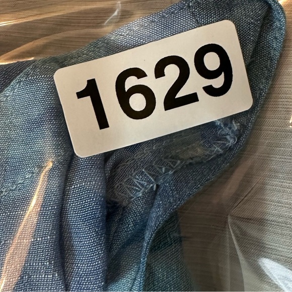 Women's watercolor long sleeve Button Up Blouse Pleated detailing 3X #1629 - Picture 10 of 10